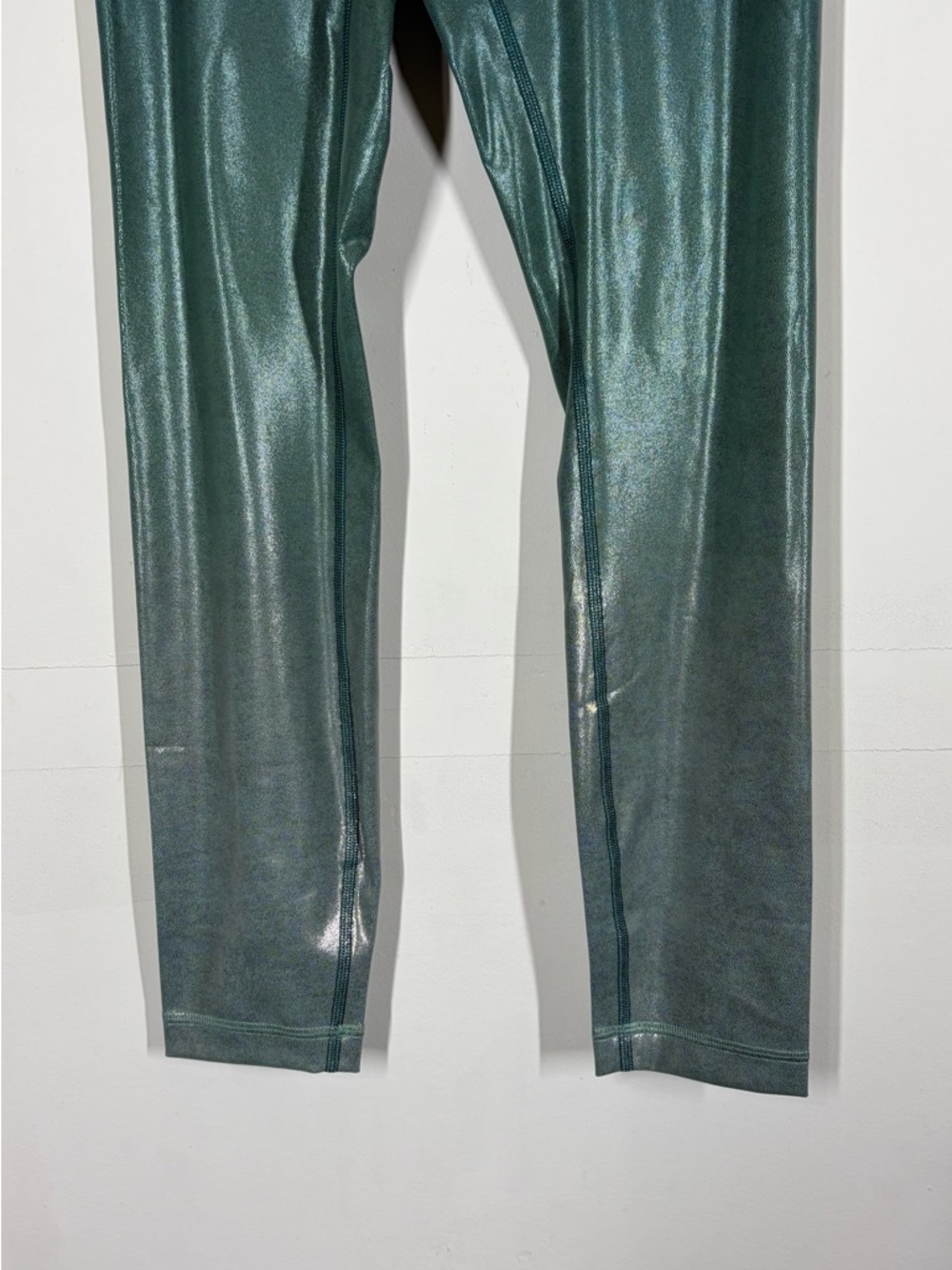 NWT Lululemon Wunder Train High-Rise Tight 25" Foil Size 6 - Picture 8 of 12